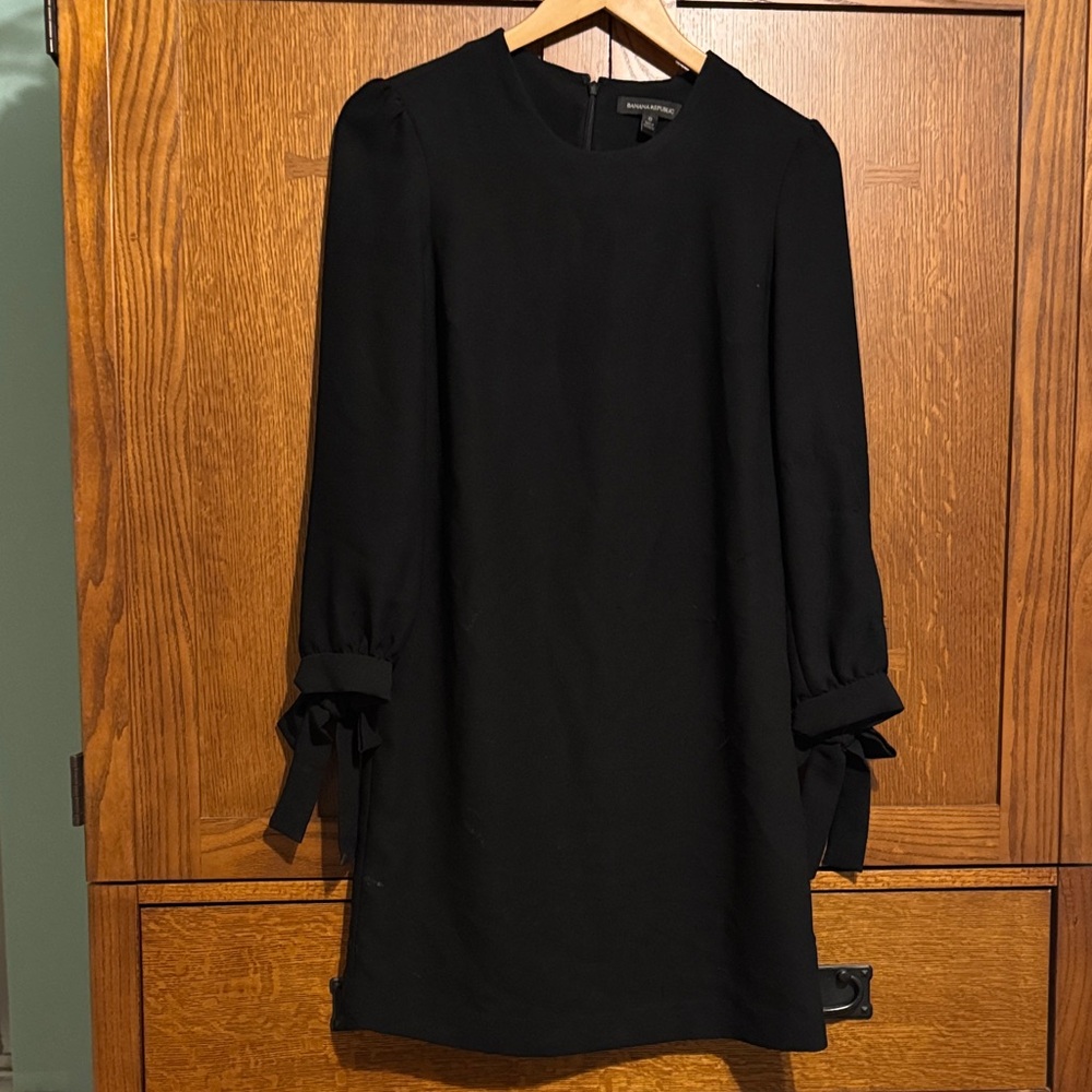 Banana Republic Classic Black Long Sleeve Dress